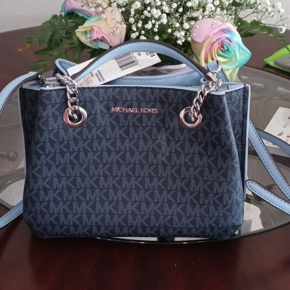 Micheal Kors Teagan mini satchel